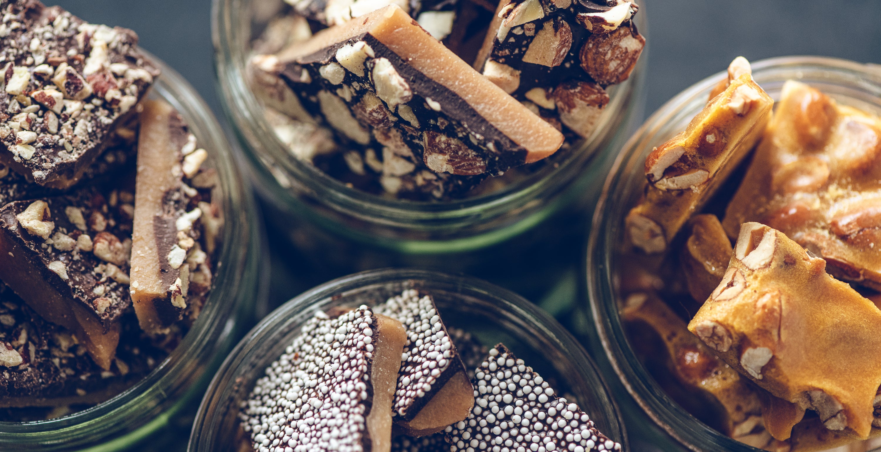 Welcome to MacSweet's Gourmet - A gourmet specialty food company based on the South Shore of Boston, Massachusetts - Specializing in small batch toffee, peanut brittle, and candied nuts